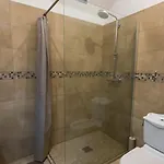 Backpackers Αντίμπ