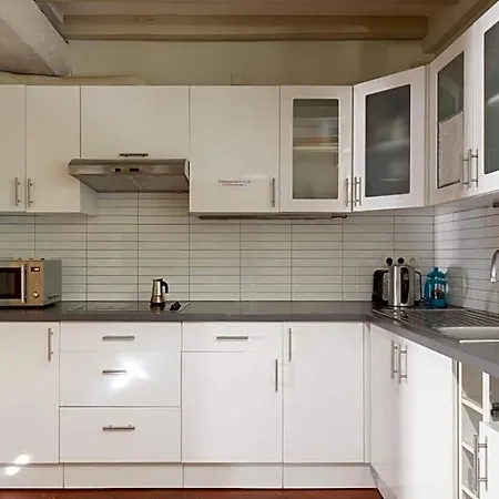 Backpackers Antibes